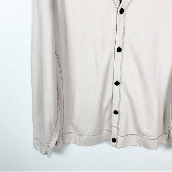 KIT AND ACE Button Down V Neck Lightweight Sweater Cardigan Athleisure Knit - Picture 2 of 8